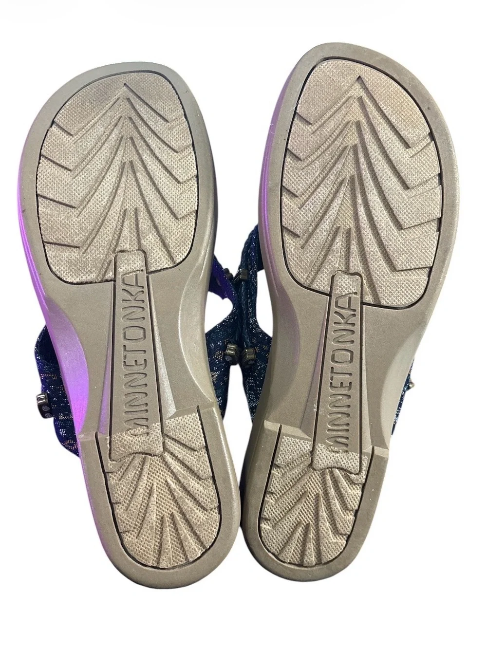 Minnetonka Silverthorne Sandals Sz 9